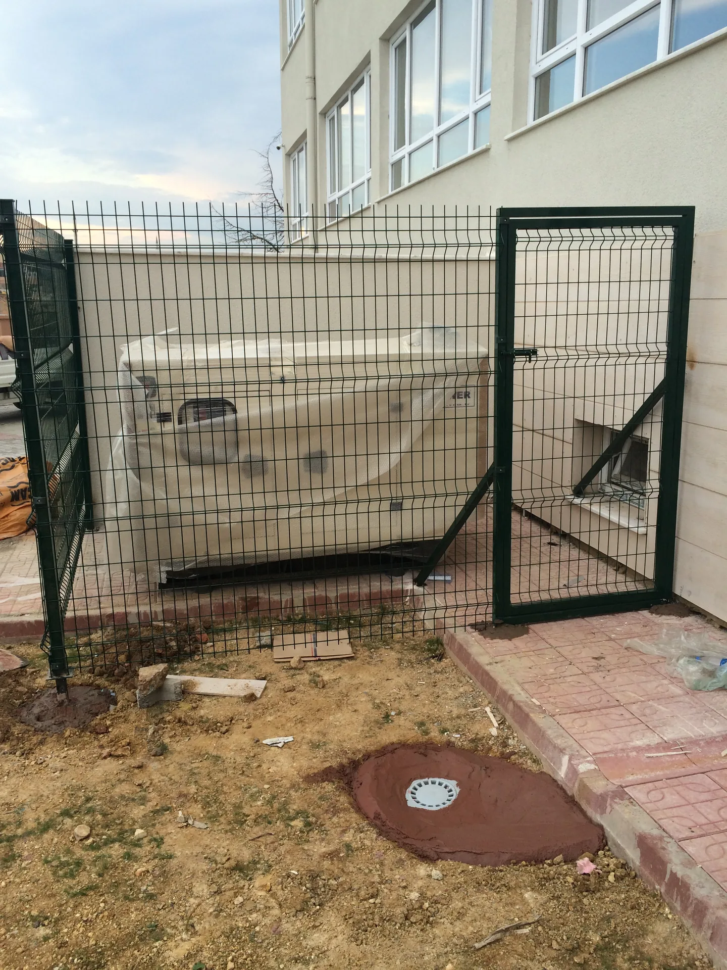 Baz İstasyonları Etrafı Panel Çit Uygulamaları saha uygulaması 19