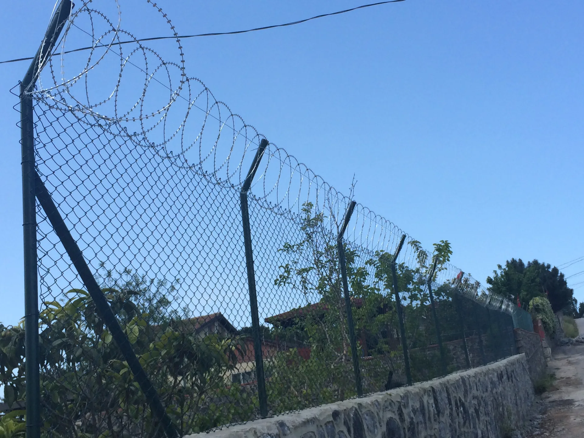 Boru Direkli Örgü Telli Çit Uygulamaları uygulama görseli 37