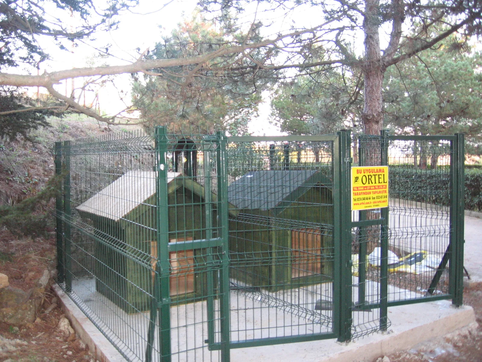 Köpek Koruganı Etrafı Panel Çit Uygulaması saha uygulaması 9