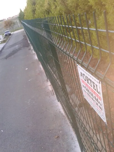 Panel Fence Applications field application