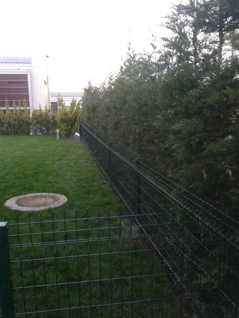 Panel Fence Applications field application