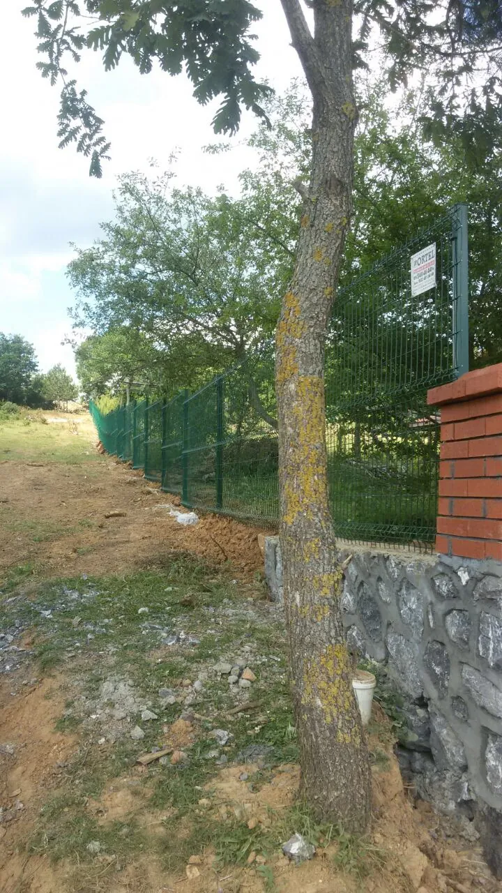 Panel Fence Applications field application