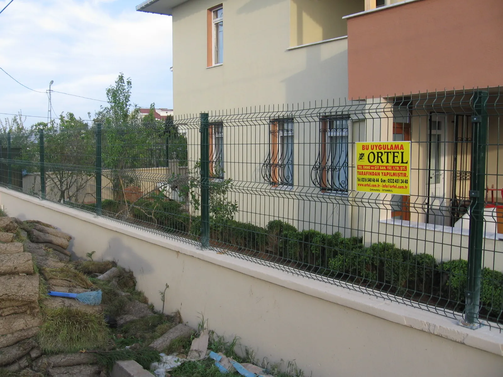 Panel Fence Applications field application
