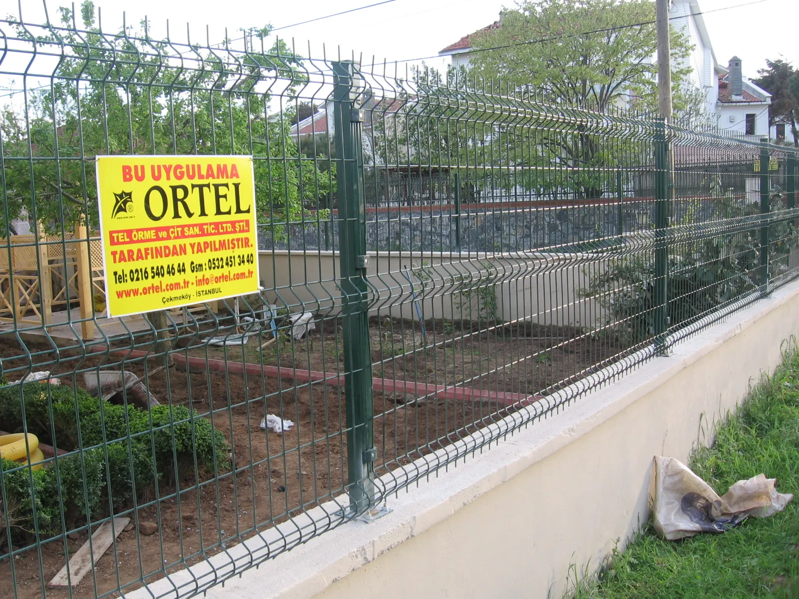 Panel Fence Applications field application