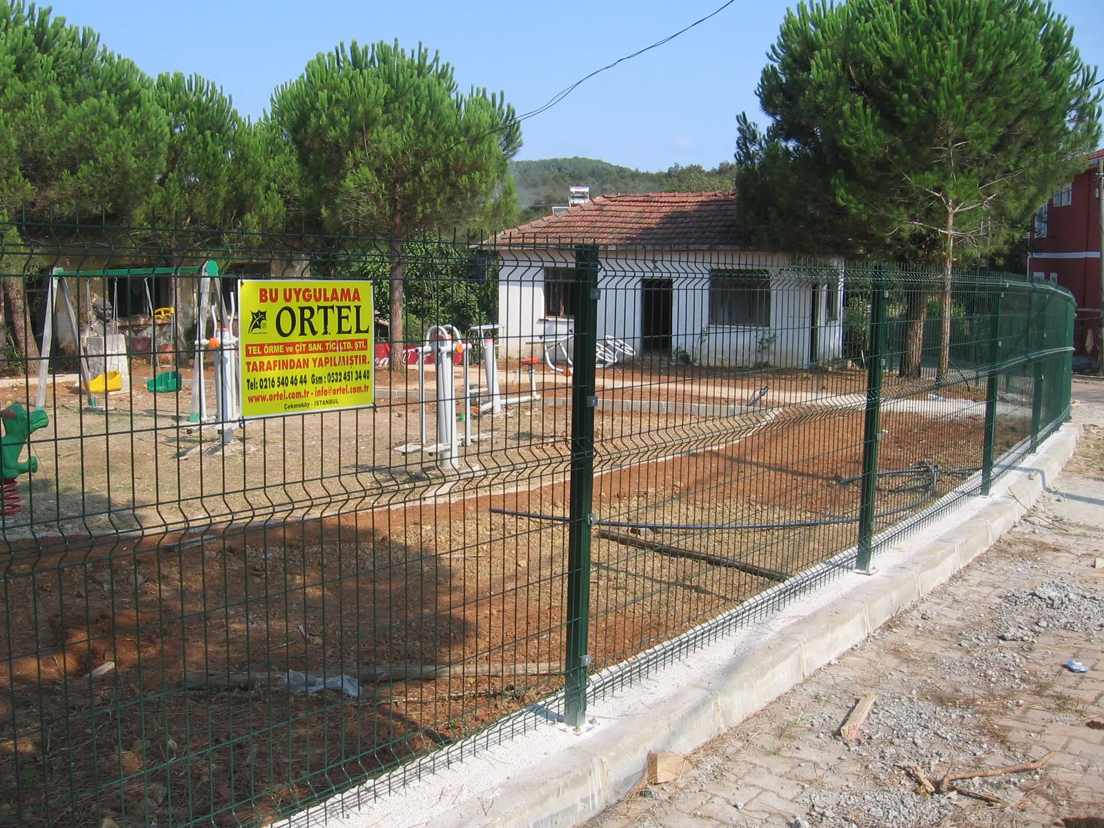 Panel Fence Applications field application