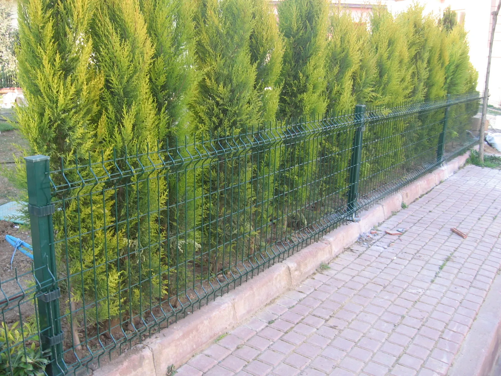 Panel Fence Applications field application